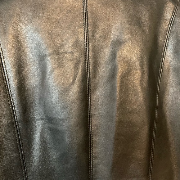 Danier Black Leather Mock-Neck Jacket - Picture 7 of 8